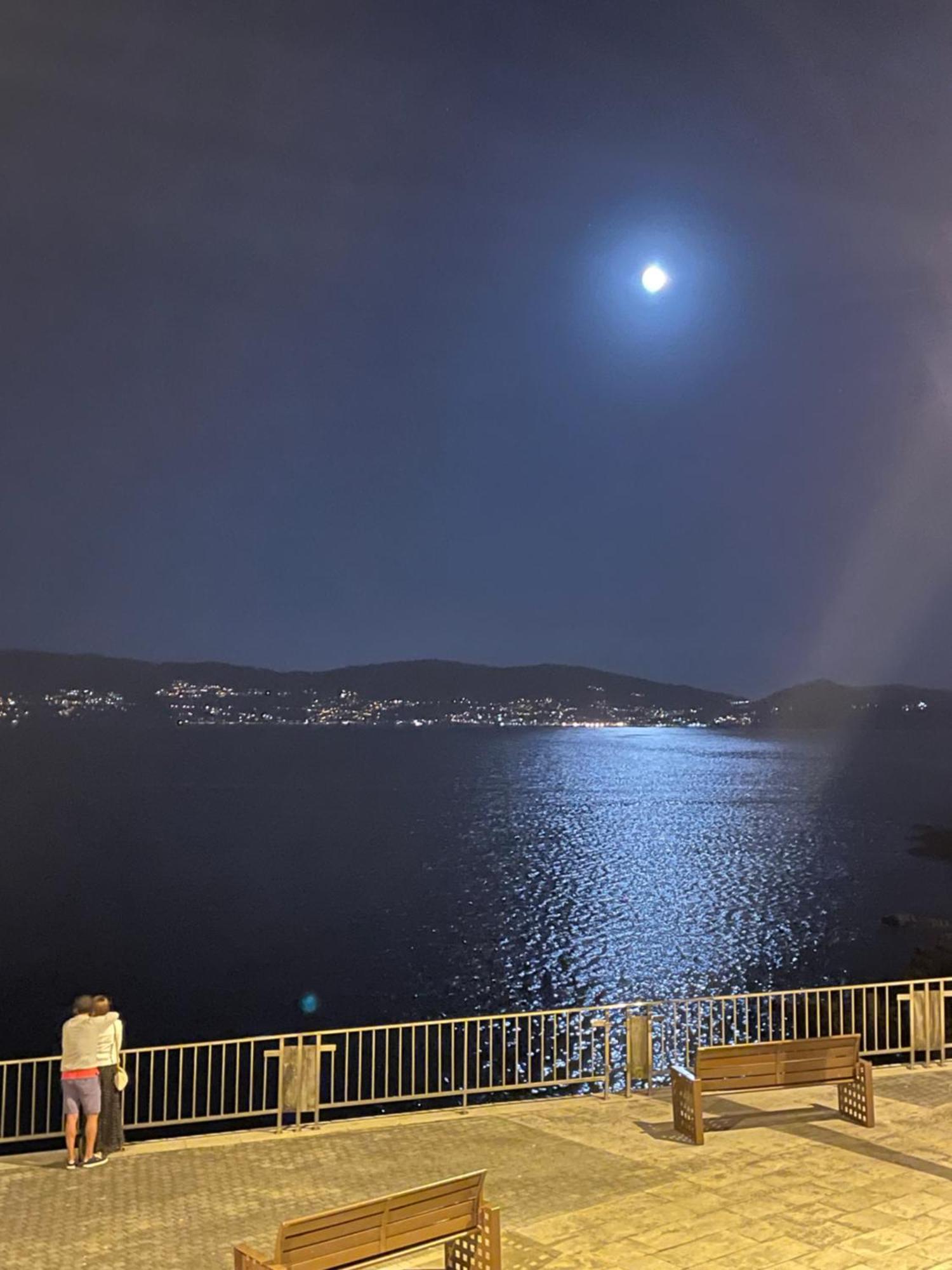 Piso Vacaciones En El Mar Lejlighed Sanxenxo Eksteriør billede